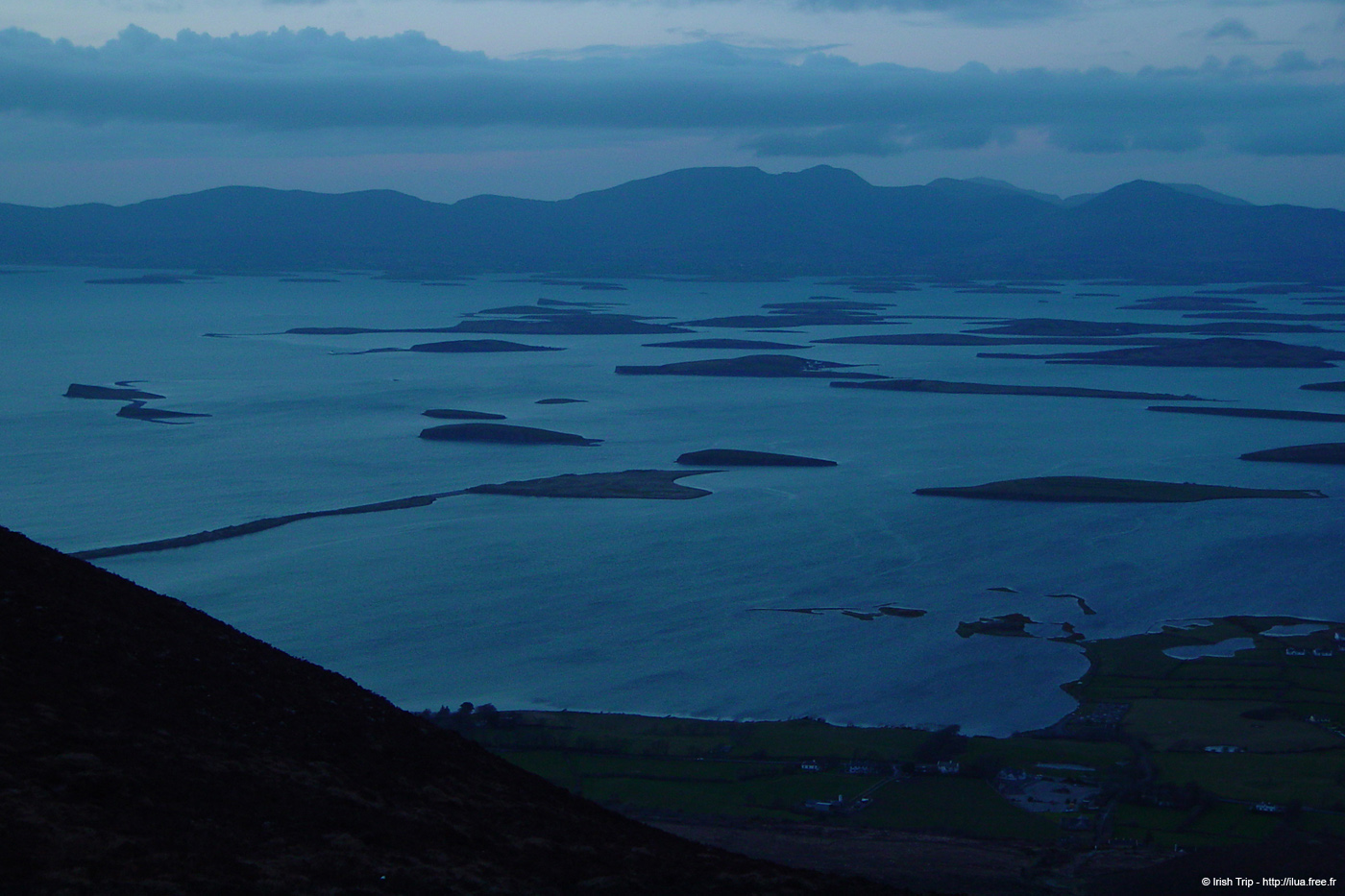 20060331_7_clewbayatnightfallfromcroaghpatrick_1