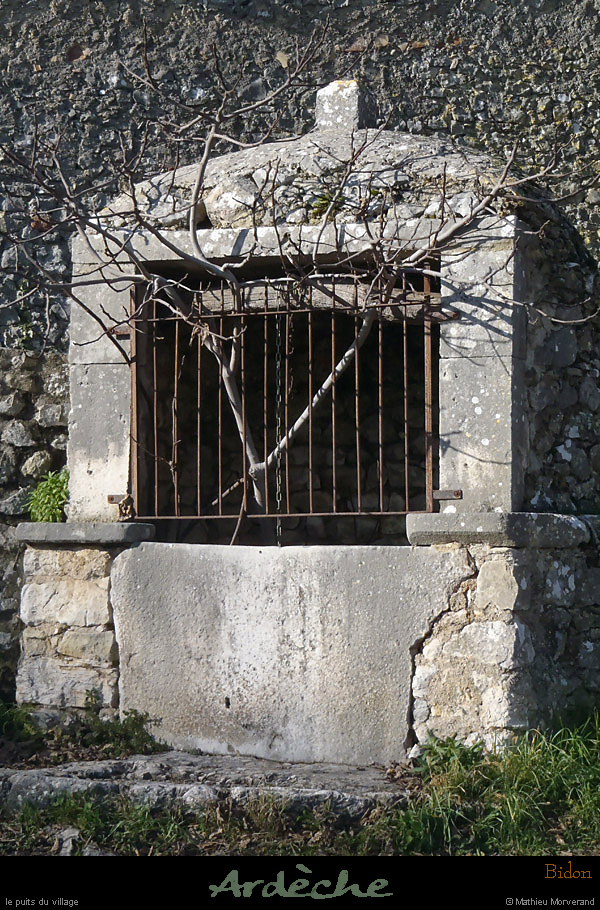 20121223_bidon_village