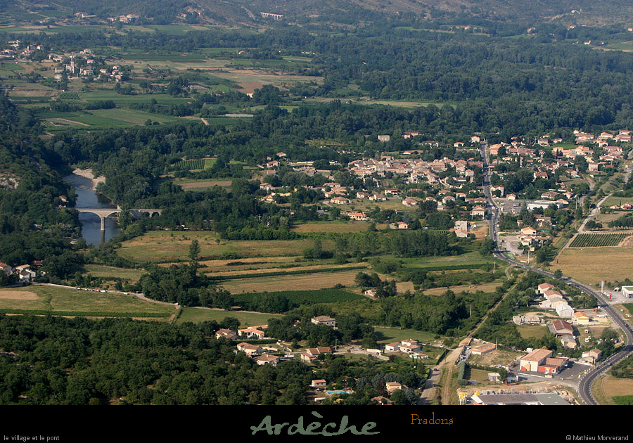 20100711_pradons_village1
