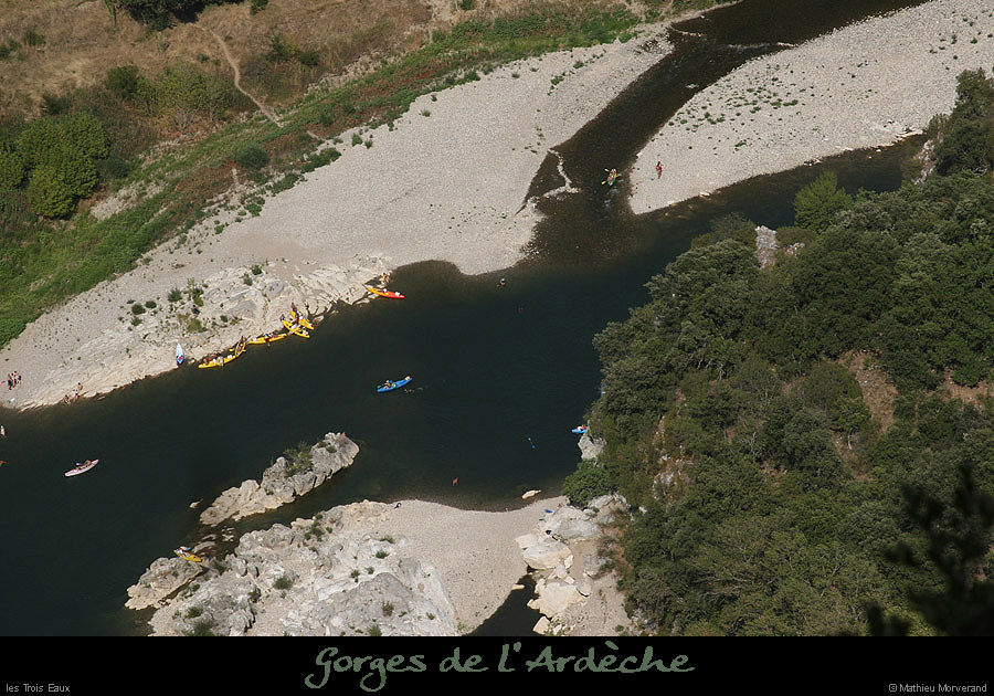 20090815_3eauxdefalaisesaleyron01