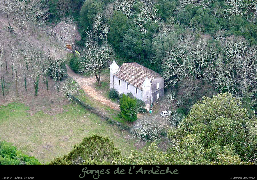 20010217_gaud_chateau