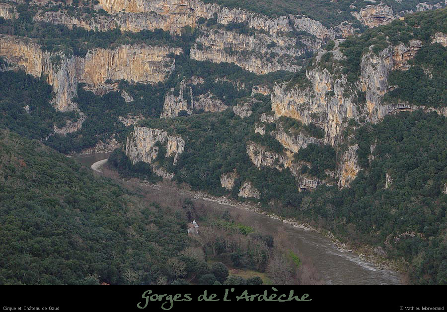 20021228_gaud_chateau