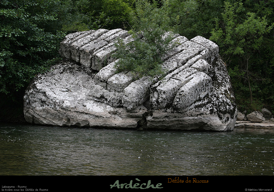 20080807_rocherssdefilesruoms