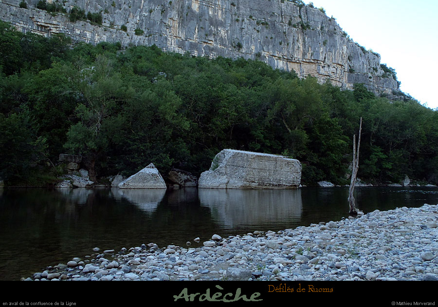 20120708_confluenceligneardeche_rocher1