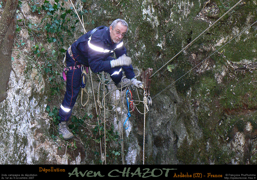chazot0711_puits03fp