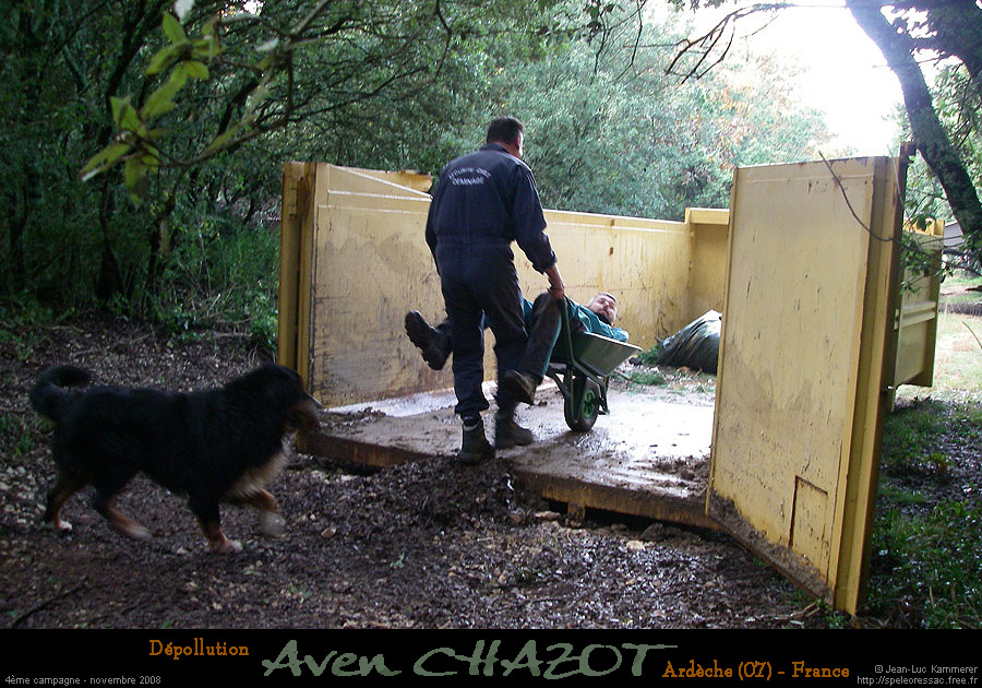 chazot0811_tri18jlk