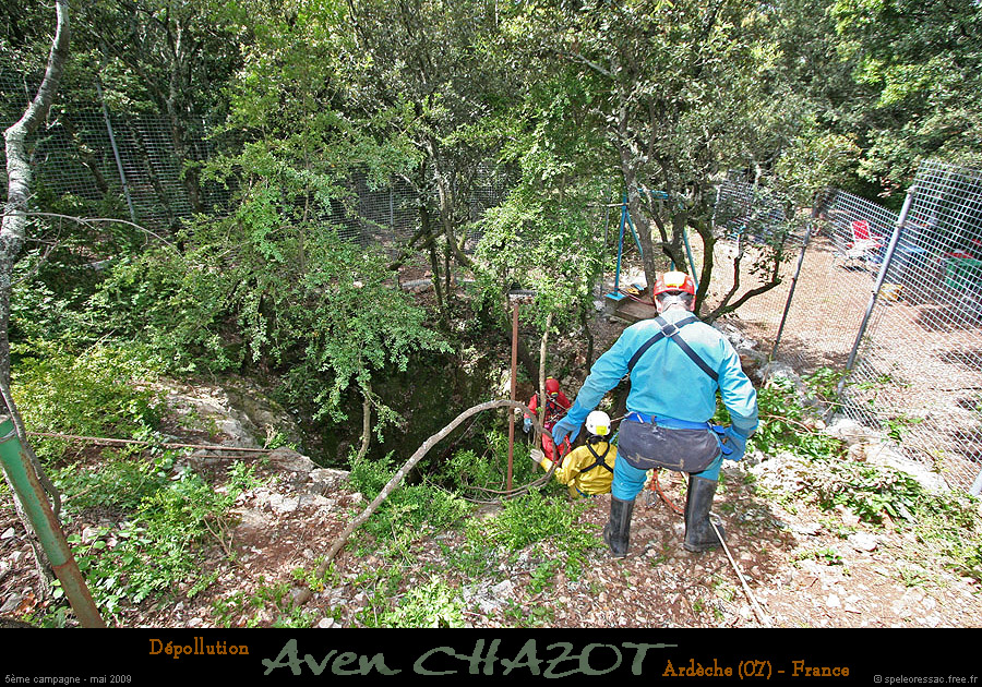chazot0905_puitsac04rc