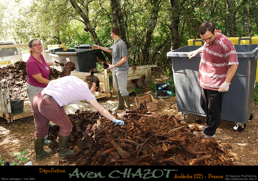 chazot0905_tri04fp