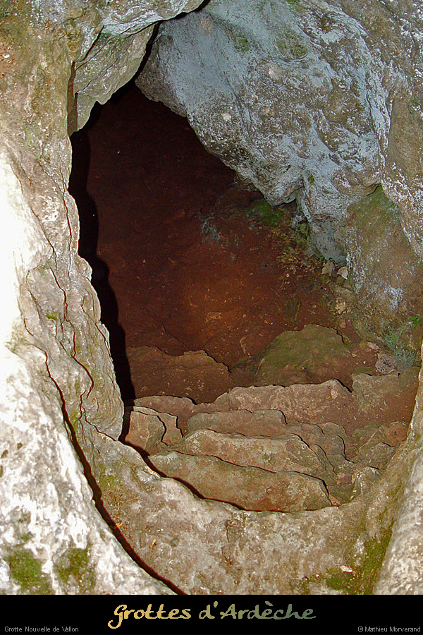20030510_grottenouvelledevallon_entree_2