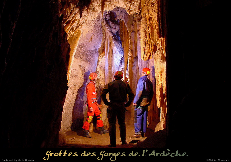 20030326_grottedegournier_in_team_07