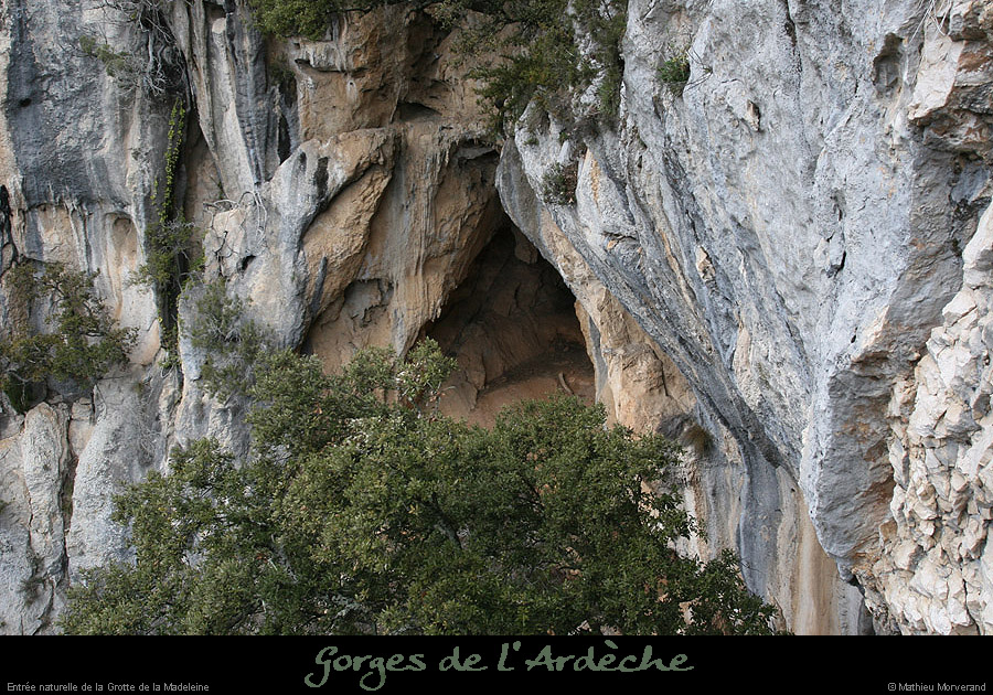 20100318_grottemadeleine_entreenaturelle