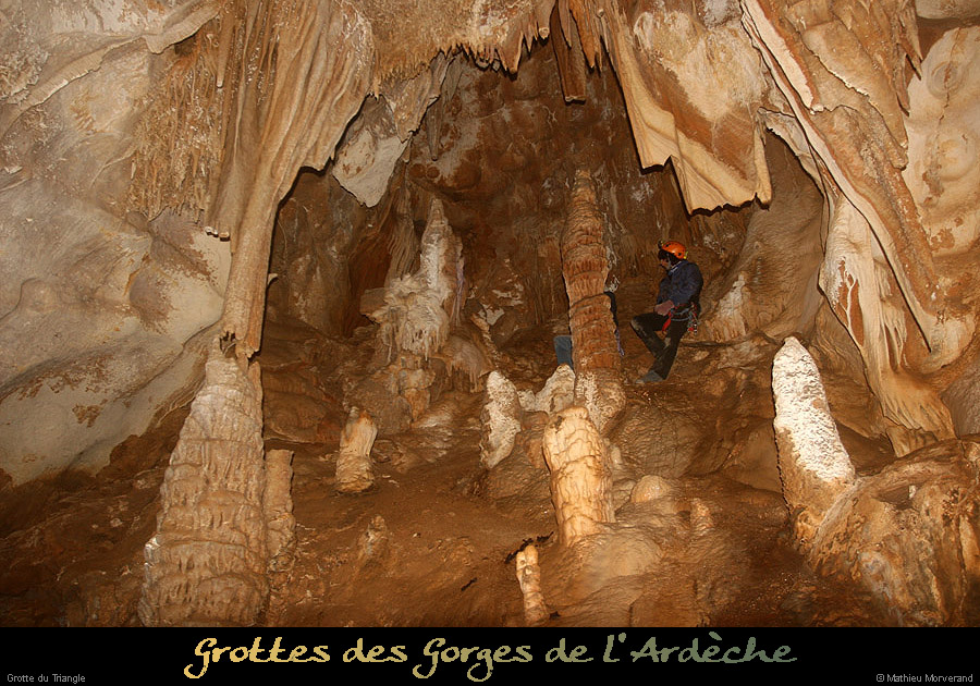 20100220_grottetriangle_grotteest10
