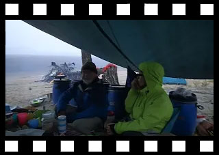 video Passage d'un grain sur le camp 15