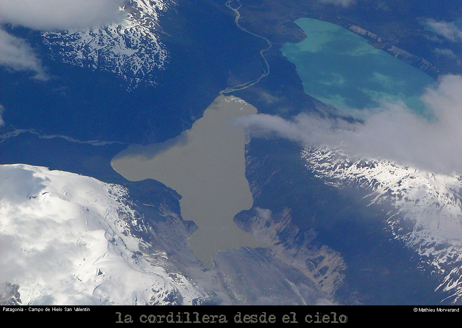 088_01_avionsanvalentin