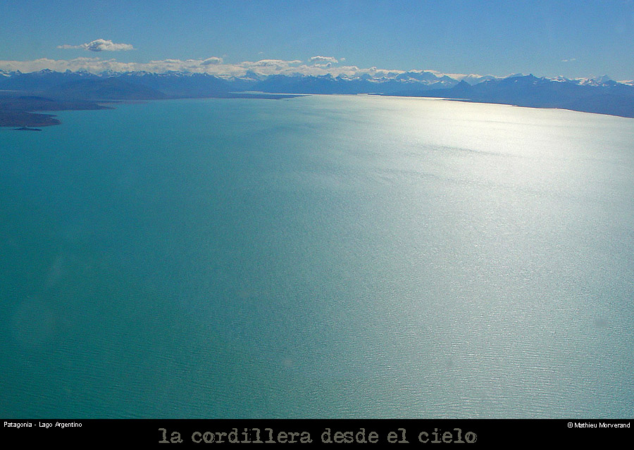 172_01_avionlagoargentino