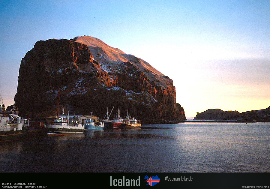 19901121_04_heimaey_portentree