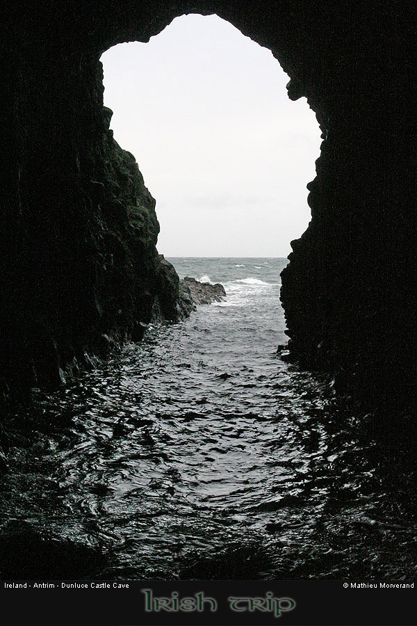 dunlucecastlecave03