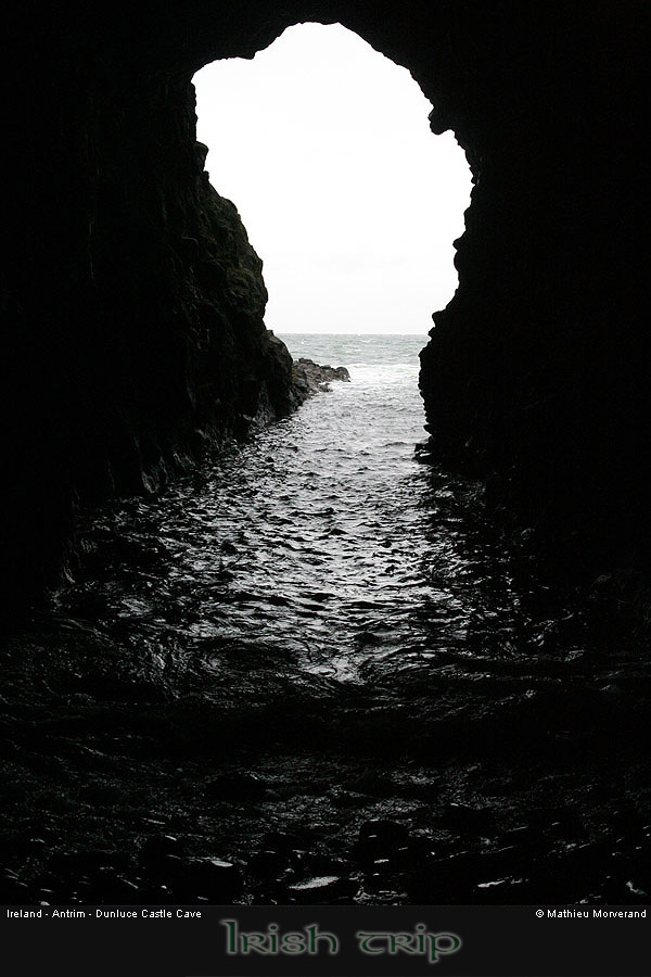dunlucecastlecave04