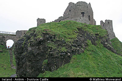 dunlucecastle05