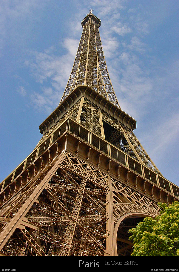 20020725_toureiffelencontrebas_01