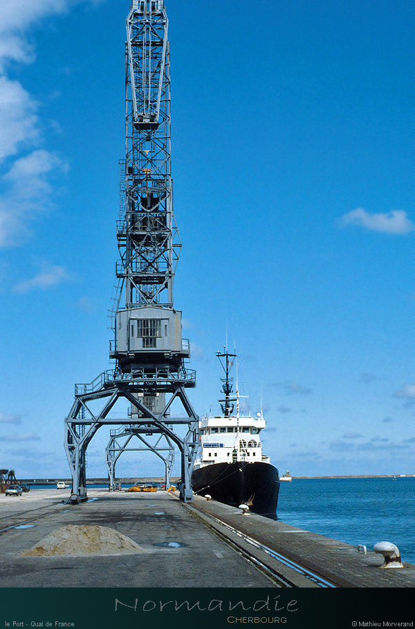 19890405_cherbourg_abeilleaquai