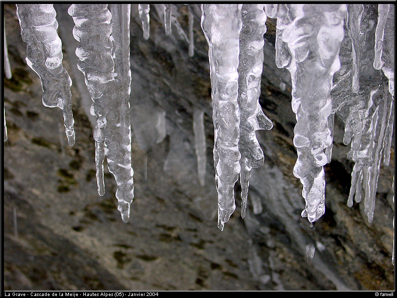 20040118_lagrave_cascadedelameije_glace_2